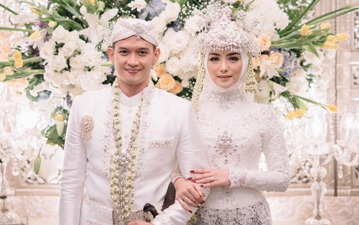 Citra Kirana dan Rezky Aditya Telaten Gendong Bayi, Ramai Didoakan Cepat Dapat Momongan