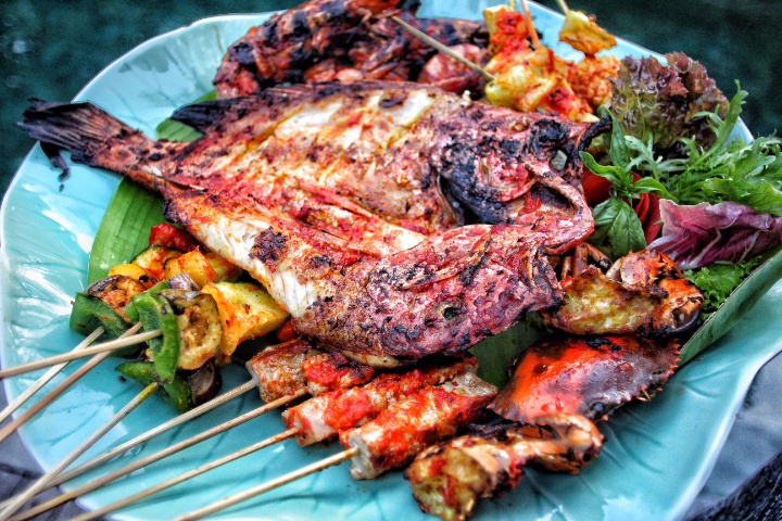 Seafood Bakar atau Asap Enggak Sehat Untuk Perkembangan Janin