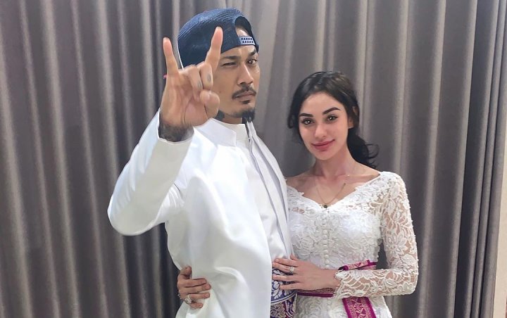 Nora Alexandra Ingatkan Jerinx SID Soal Karma Selingkuh, Ancam Tak Segan Jambak Fans Kegatelan