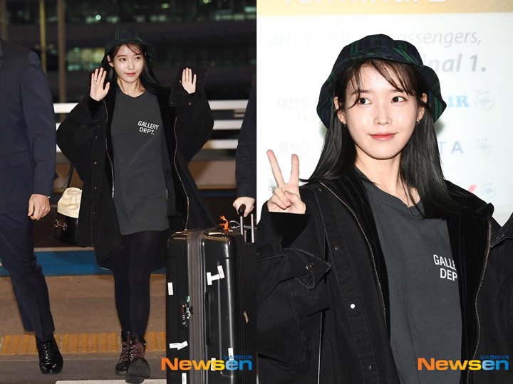 Gaya Imut IU Pakai Kaus Longgar di Bandara, Wajah Tanpa Make Up Jadi Sorotan