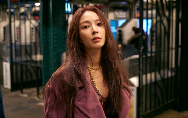 BoA Tampil Cantik Berkilauan Dalam MV Comeback 'Starry Night' Feat Crush