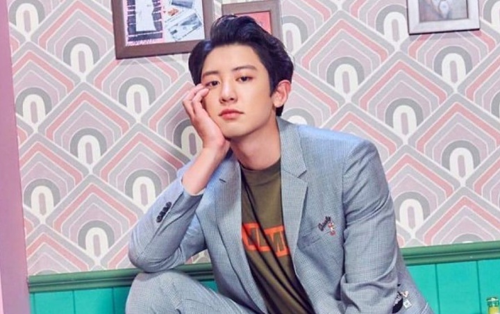 Chanyeol EXO Dipuji Tetap Santuy dan Tebar Senyum Meski Kedinginan di Bandara