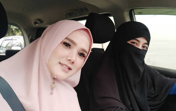 Busana Olahraga Mulan Jameela dan Umi Pipik Jadi Bahan Gosip Sampai Bikin Berpikir Keras