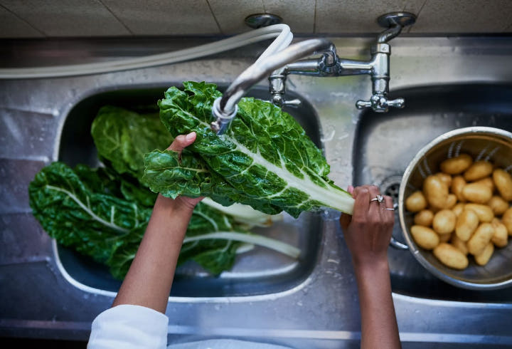 Sebelum Dimasak, Cuci Sayuran dengan Air Mengalir dan Jangan Direndam