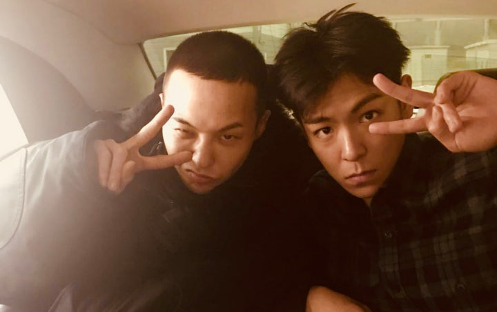 T.O.P dan G-Dragon Banjir Komentar Julid Usai Pamer Foto Merokok Bareng