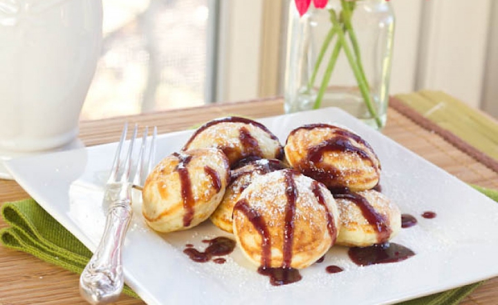 Kue Poporcis Khas Ambon Ini Mirip Dengan Pancake Namun Lebih Kecil Dan Imut