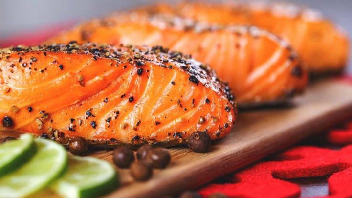 Masak Ikan Salmon dengan Cara Dibakar Jika Ingin Rasanya Tetap Lezat dan Sehat