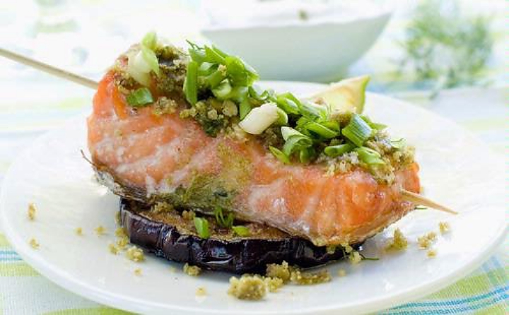 Ini yang Harus Diperhatikan Jika Ingin Memasak Ikan Salmon dengan Cara Dikukus