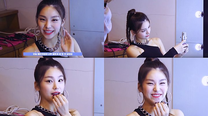 Ekspresi Kocak Yeji ITZY Saat Ketangkap Basah Pose Imut Demi Selfie