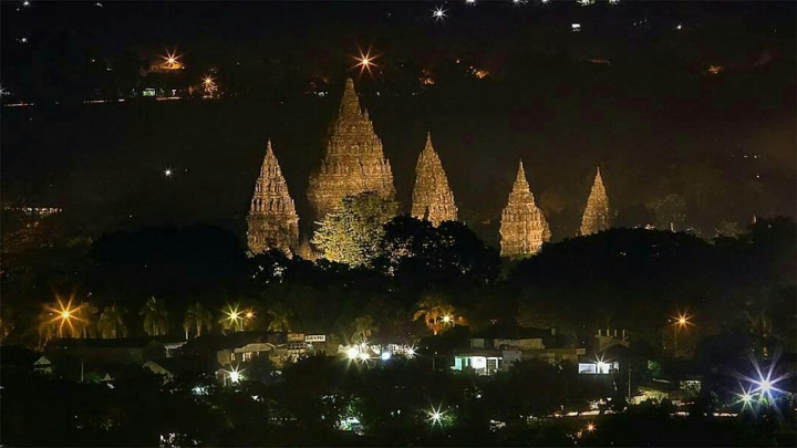 Spot Riyadi Jadi Salah Satu Tempat Pesta Kembang Api Di Jogja