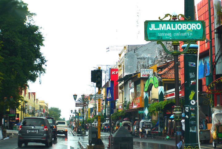 Tak Lengkap Jika Tahun Baru Di Jogja Namun Tak Ke Malioboro 