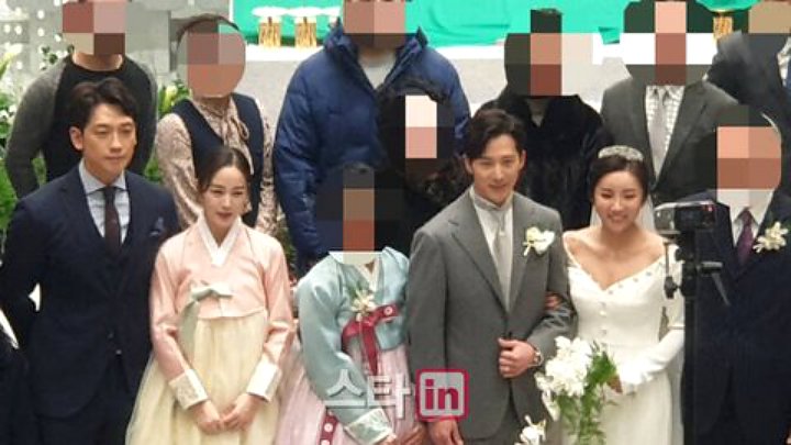 Foto Kim dan Tae Hee dan Rain Bareng Keluarga di Pernikahan Sang Adik Jadi Bahan Gosip