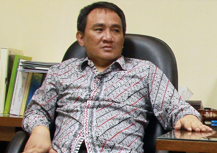 Politisi Demokrat Andi Arief Tertangkap Kasus Dugaan Narkoba 