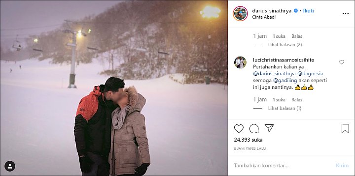 Darius Sinathrya Cium Mesra Donna Agnesia