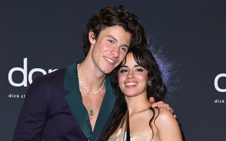 Foto-Foto Kencan Romantis Camila Cabello dan Shawn Mendes Lagi-Lagi Bikin Heboh