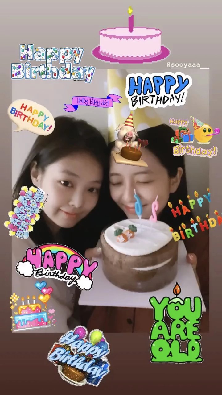 Jennie BLACKPINK Berikan Cincin Untuk Jiso Di Hari Ultahnya