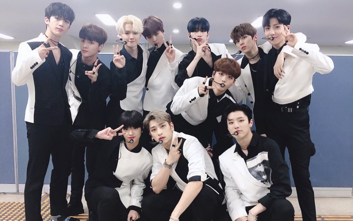 Format Dukungan Fans, Nyanyian Album Debut X1 Kembali Masuk Chart Pasca Pembubaran Grup Format Dukungan Fans, Nyanyian Album Debut X1 Kembali Masuk Chart Pasca Pembubaran Grup