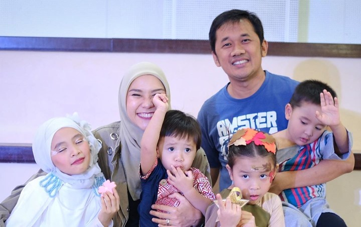 Zaskia Adya Mecca dan Keempat Anaknya Masuk RS, Hanung Bramantyo: Oalah Gusti Paringono Sabar!