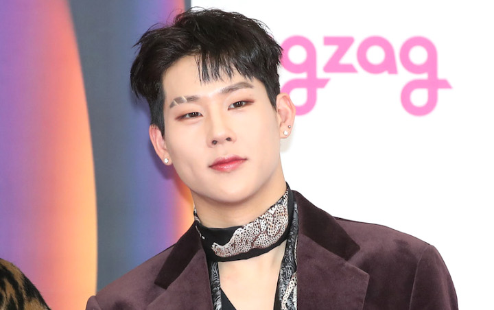 Agensi Umumkan Joohoney Monsta X Hiatus Sementara Karena Alami Gangguan Kecemasan