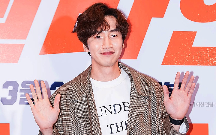 Foto-Foto Lee Kwang Soo Dikala Sekolah Kejutkan Masyarakat