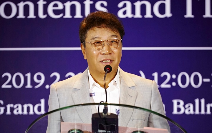 Lee Soo Man Ungkap Ingin Adakan Program Audisi SM Di Tiongkok, Fans Tentang Habis-habisan