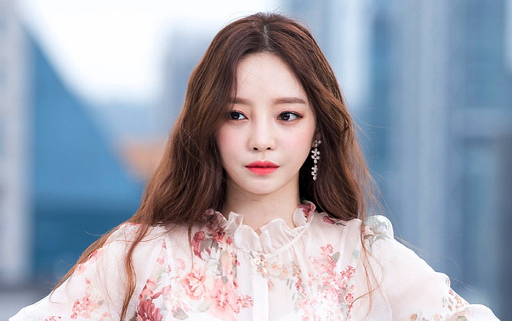 Agensi Rilis MV Nyanyian Buatan Goo Hara Hello Untuk Kenang Penyanyi Demikian Agensi Rilis MV Nyanyian Buatan Goo Hara Hello Untuk Kenang Penyanyi Demikian