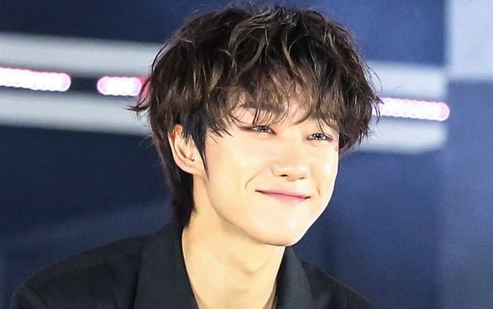 View Idol Kpop Yang Lahir Bulan November Tanggal 11 PNG ...