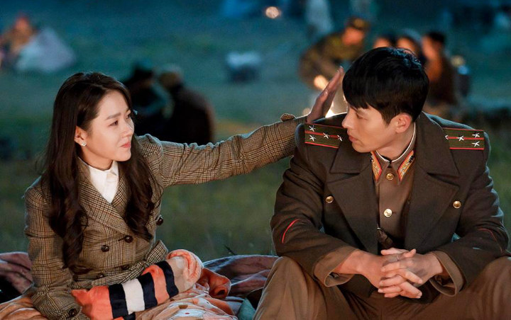 Aktivitas Son Ye Jin dan Hyun Bin di Sela-Sela Syuting 'Crash Landing on You' Ini Sukses Bikin Gemas