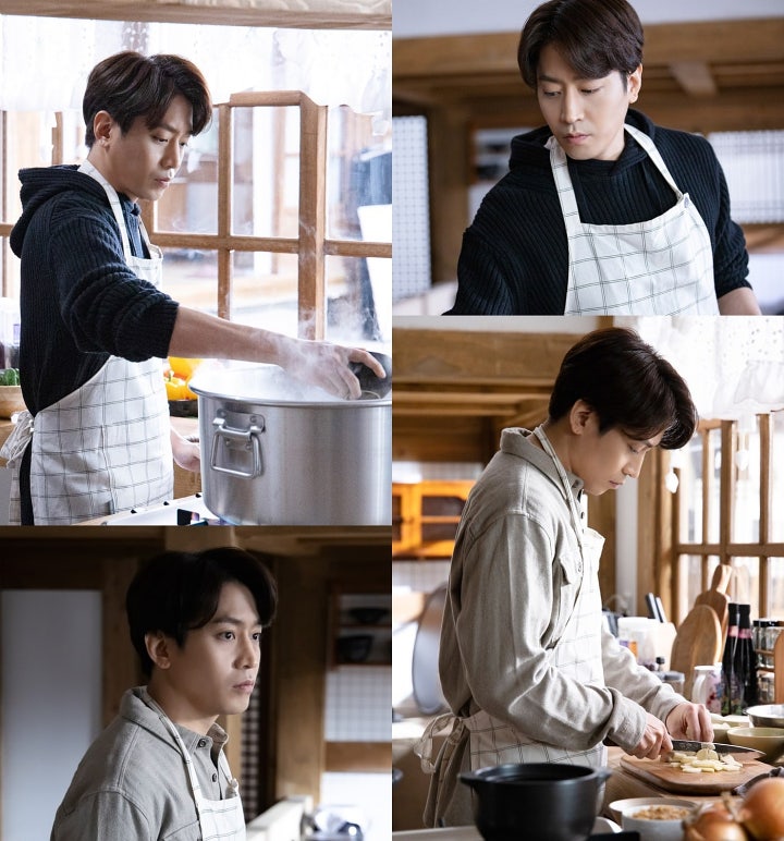 Eric Shinhwa Pose Serius dan Pancarkan Kesan Seksi Saat Masak di Dapur \'Yoo Byul Na! Chef Moon\'