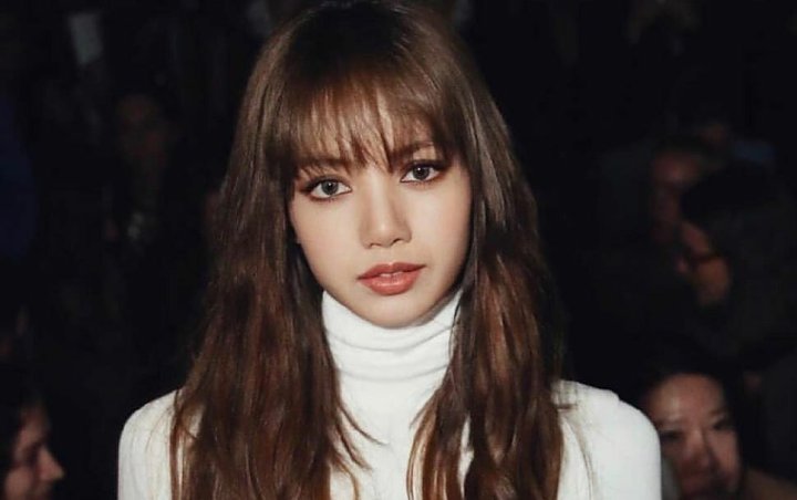 Lisa BLACKPINK Bikin Geger Muncul Tanpa Poni di Bandara, Dipuji Makin Cantik