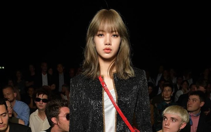 Lisa BLACKPINK Buka-Bukaan Soal Stres dan Kritik Negatif