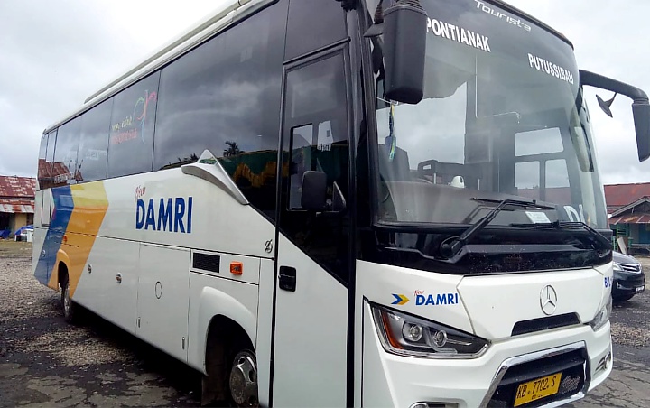 Diduga Sopir Mengantuk Sebabkan Bus Terbalik di Tol Arah Bandara Soetta, Damri Minta Maaf