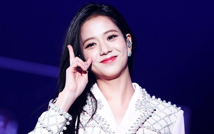 Pose Seksi Jisoo BLACKPINK Tuai Komentar Penuh Decak Kagum