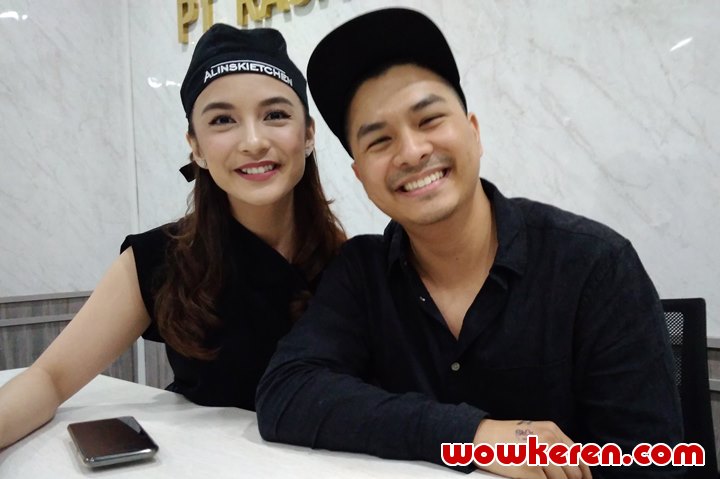 Chelsea Olivia dan Glenn Alinskie Kompak di Acara Launching Alinskietchen