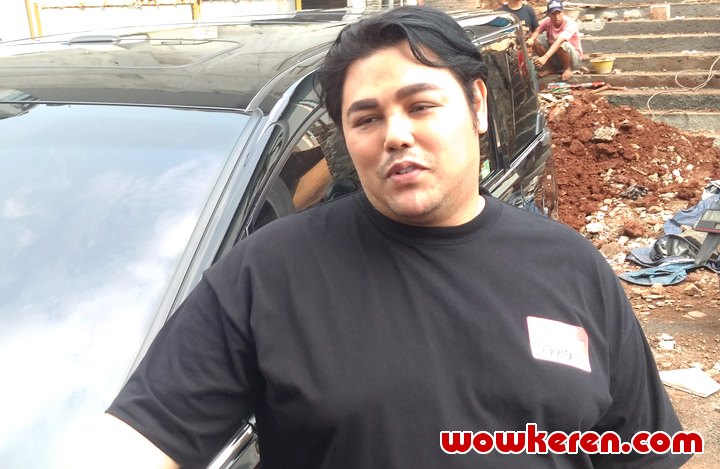 Ivan Gunawan Kembali Bawakan Acara 'Brownis' Usai Cuti Liburan