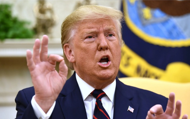 Putarkan 20 Rekaman Penting, DPR AS Yakin Trump Salah dan Bakal Dilengserkan