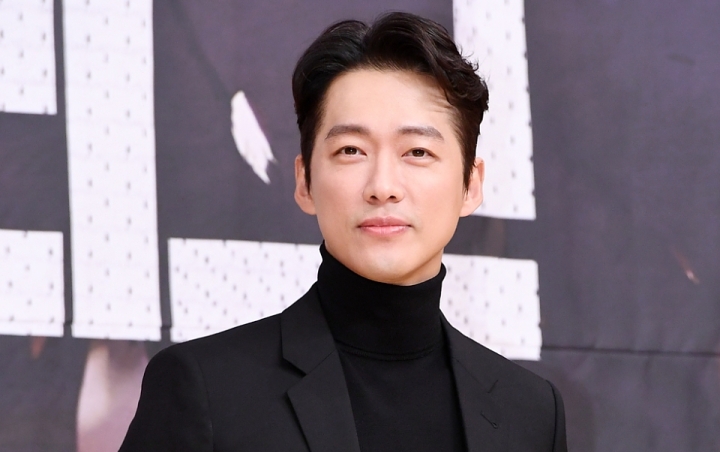 Nam Goong Min Curhat Gagal Seksi Saat Adegan Mandi Telanjang 'Chief Kim', Ini Perusaknya