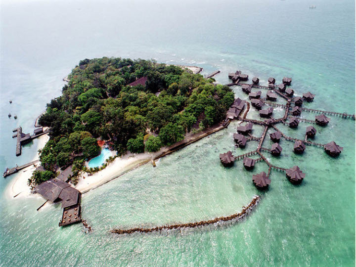 Sedang Berlibur Di Kepulauan Seribu? Nginap Saja Di Pulau Ayer Resort Yang Super Indah