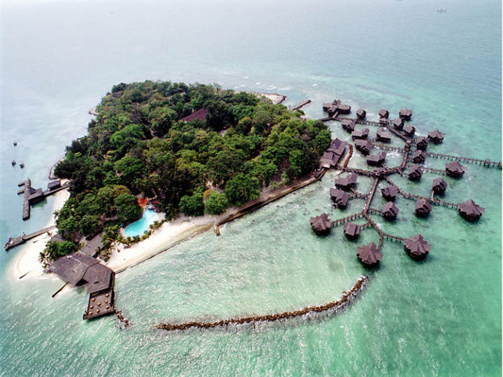 Sedang Berlibur Di Kepulauan Seribu? Nginap Saja Di Pulau Ayer Resort Yang Super Indah