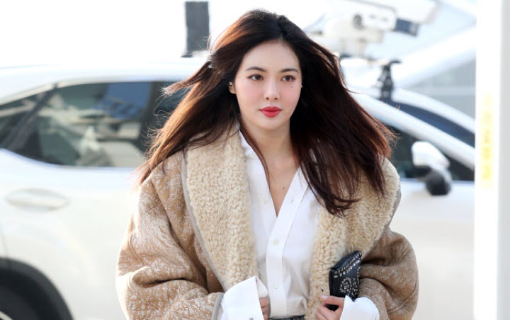 HyunA Pamerkan Foto Bareng Ketika Imlek, Tampang Adik Cowok Jadi Bahan Gosip HyunA Pamerkan Foto Bareng Ketika Imlek, Tampang Adik Cowok Jadi Bahan Gosip