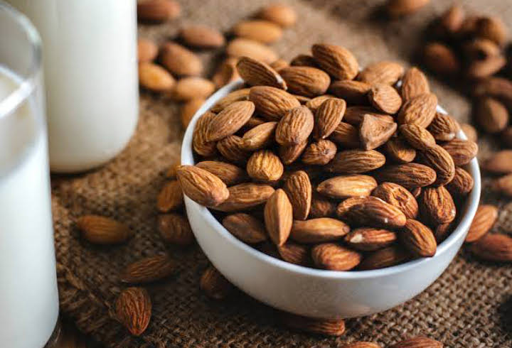 Almond, Camilan yang Bisa Mendongkrak Sistem Imun Tubuh