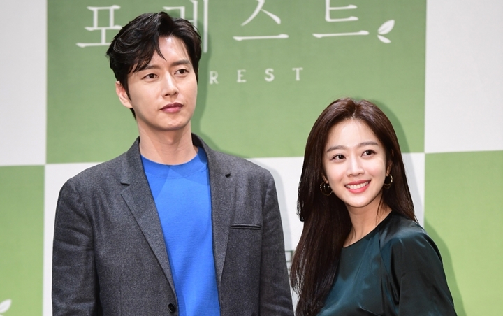 Tak Diperintahkan Ciuman Romantis Park Hae Jin Dan Jo Bo Ah Di Forest Ternyata Hasil Improvisasi
