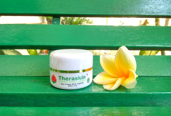 Theraskin Eye Cream with Peptide, Krim Mata dengan Harga Terjangkau yang Aman Bagi Ibu Hamil