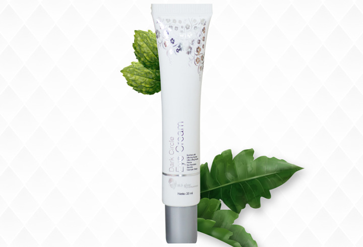 Ingin Bebas dari Mata Panda dan Kerutan? Gunakan Saja Ms Glow Eye Dark Cream