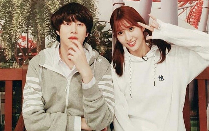 SMA 2020: Momo Dilaporkan Sedih Kim Heechul Belum Datang Picu Kemarahan Netizen