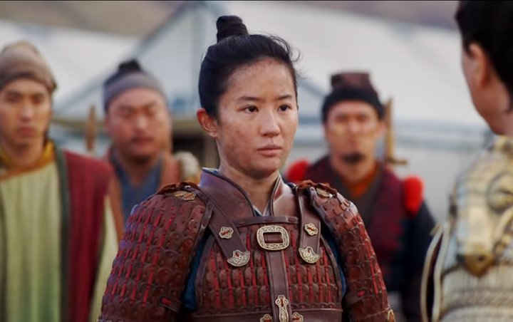 'Mulan' Menyamar Jadi Hua Jun dan Pertaruhkan Nyawa di Trailer Final