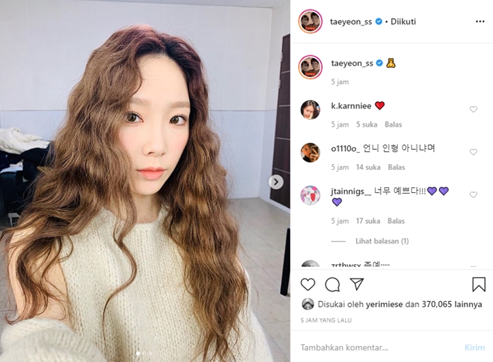 Tae Yeon Bergaya Rambut Keriting Dipuji Cantik Bak Boneka, Yeri Red Velvet Ikut Bucin