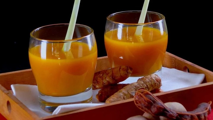 Kunyit Asam Yang Asam Manis Sangat Segar Diminum Saat Flu