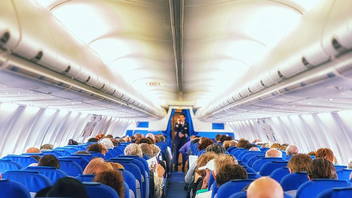 Wanita Hamil Tua Jangan Melakukan Perjalanan Jauh Apalagi Naik Pesawat, Bisa Berbahaya!