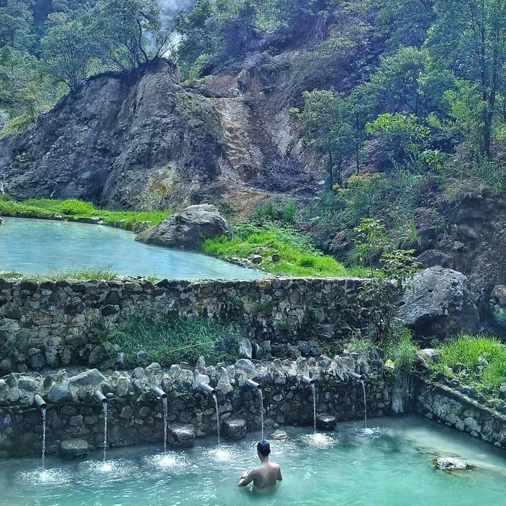 Kawah Rengganis Cibuni, Pemandian Air Panas di Bandung yang Terbentuk dari Letusan Gunung Purba